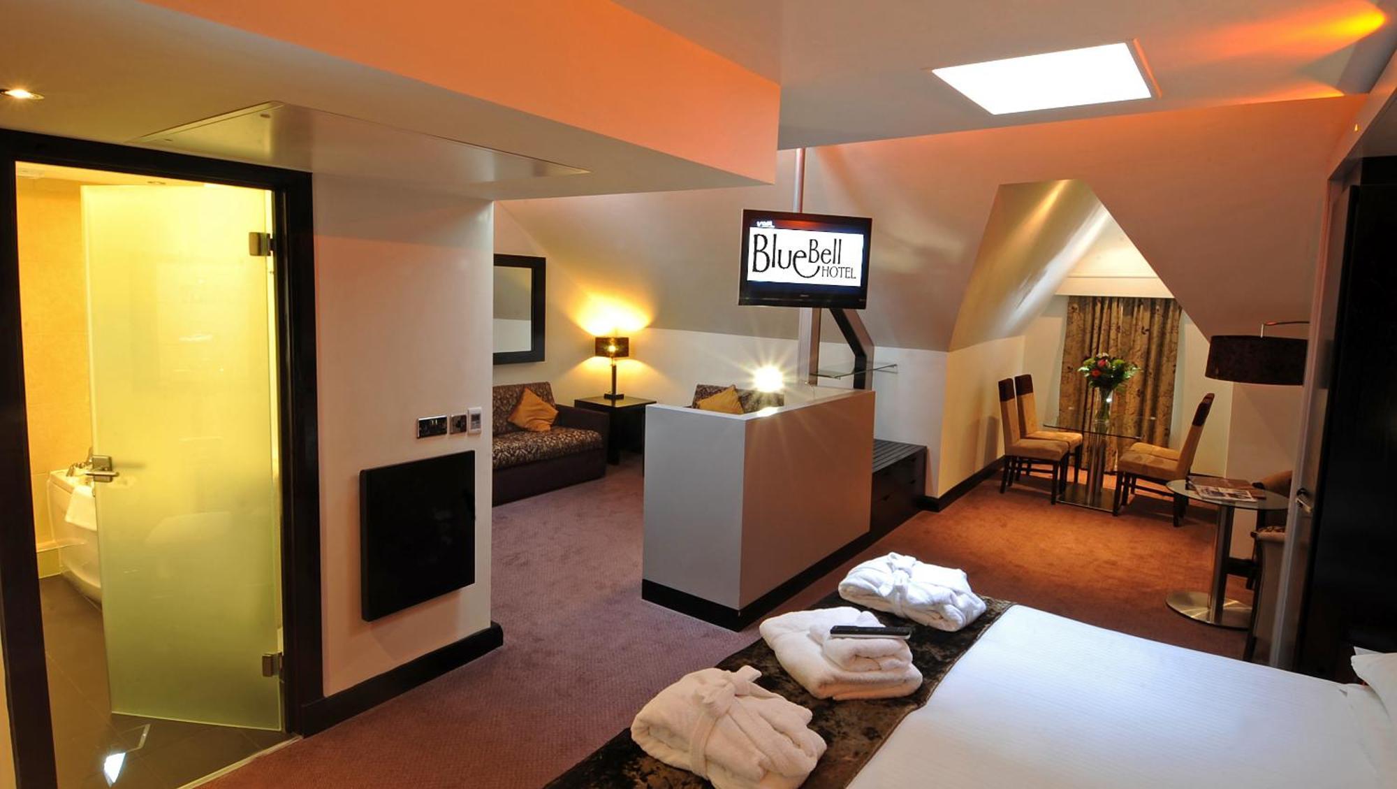The Bluebell Hotel Neath Exteriér fotografie
